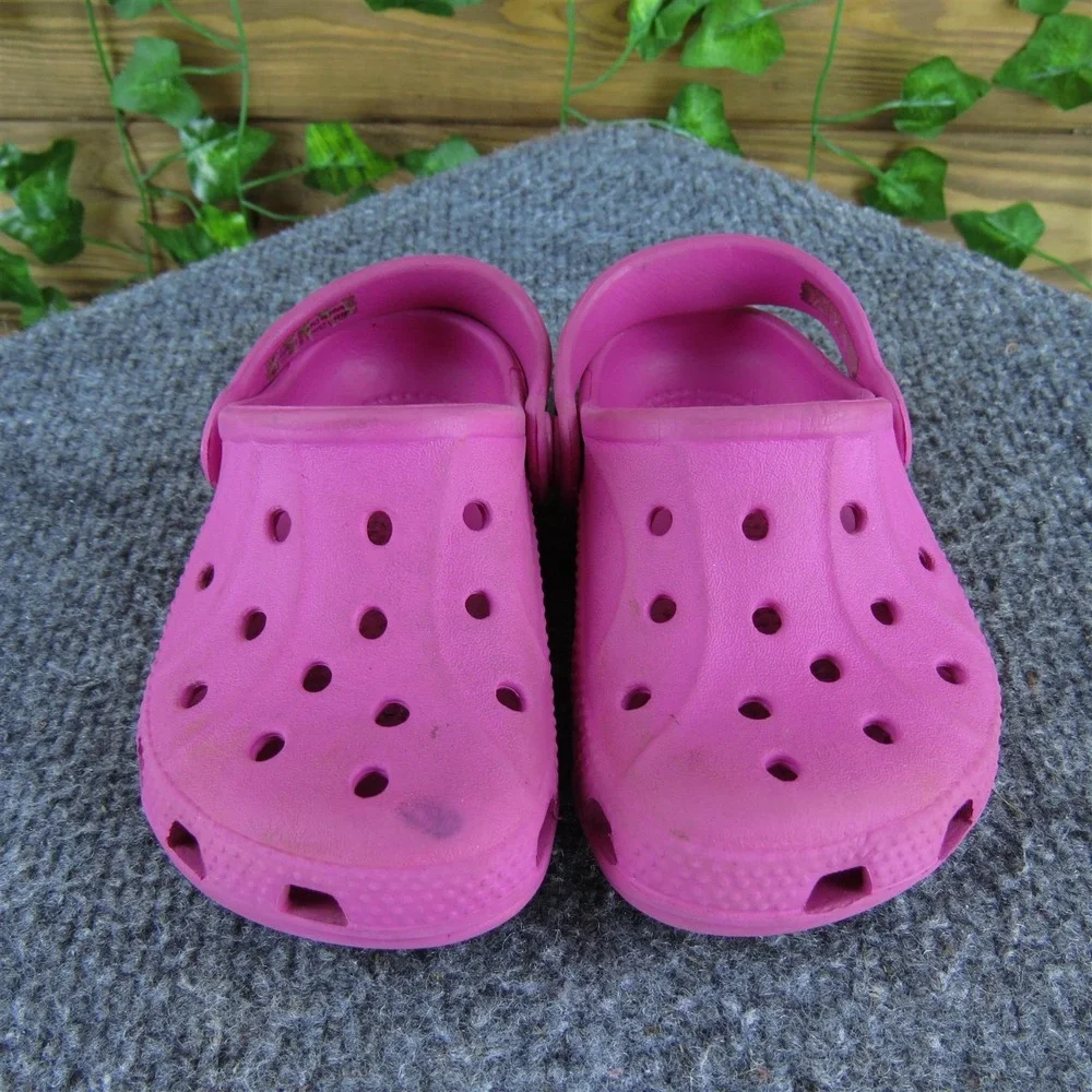 Crocs Girls‎ Clog  Sz T 6-7 Medium Pink Synthetic Slip On